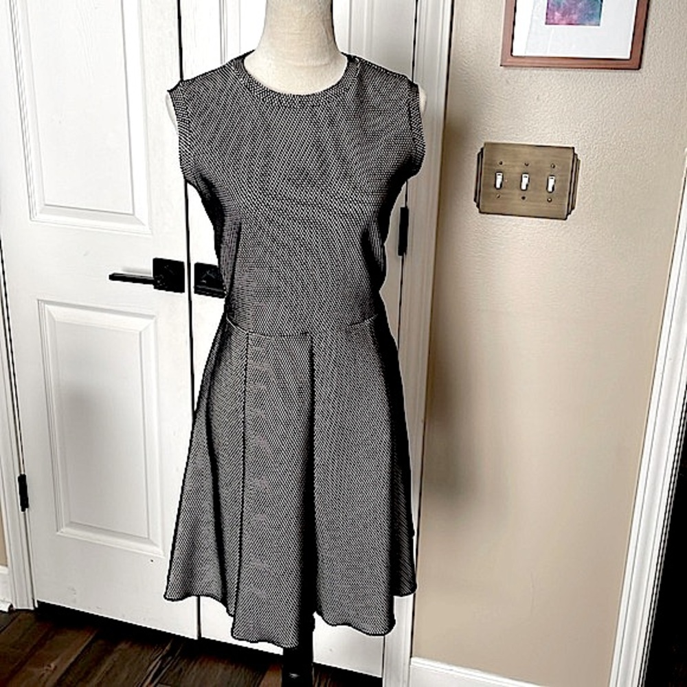 BOGO Philosophy Sleeveless Black & Cream Midi Dress